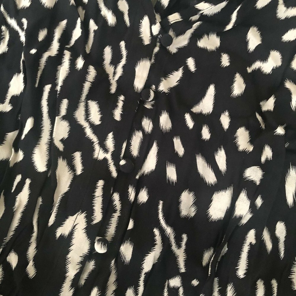 Rails Sophia Romper Shorts Black Abstract Cheetah - Picture 9 of 9